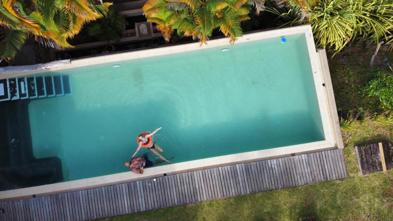 Waterfall Accomodation Port Glaud Exterior foto